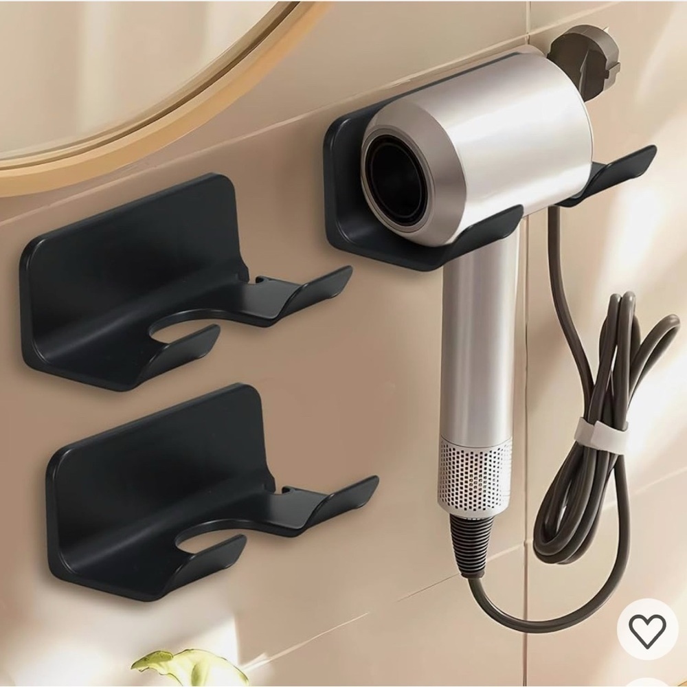 Black Wall Mounts